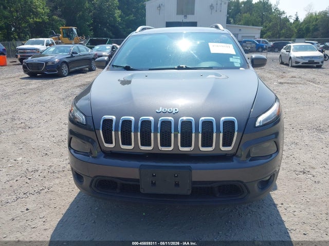Продажа на аукционе авто 2017 Jeep Cherokee Latitude, vin: 1C4PJMCS3HW569952, номер лота: 45859311