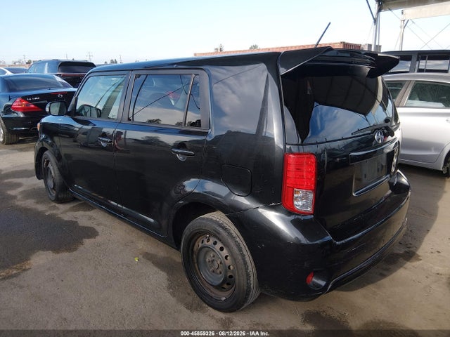 Scion XB 2014 JTLZE4FEXEJ063857 Image 3