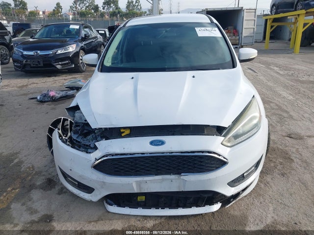 Ford FOCUS SE 2016 1FADP3K25GL254184 Image 13