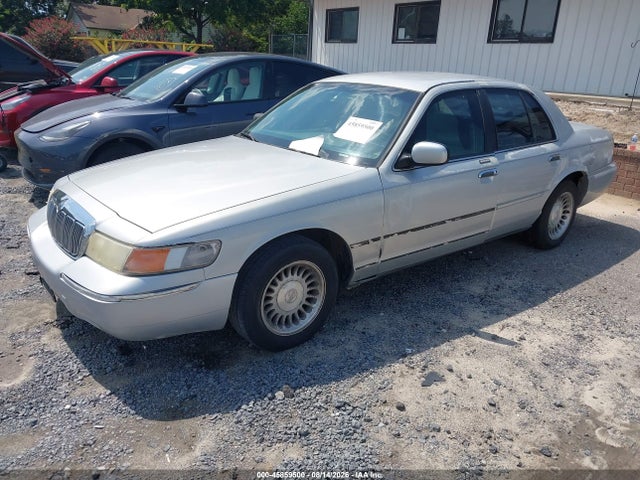 2000 Mercury Grand Marquis Ls მანქანა იყიდება აუქციონზე, vin: 2MEFM75W6YX698078, აუქციონის ნომერი: 45859500