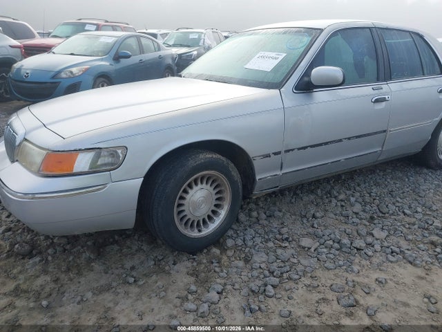 2000 Mercury Grand Marquis Ls მანქანა იყიდება აუქციონზე, vin: 2MEFM75W6YX698078, აუქციონის ნომერი: 45859500