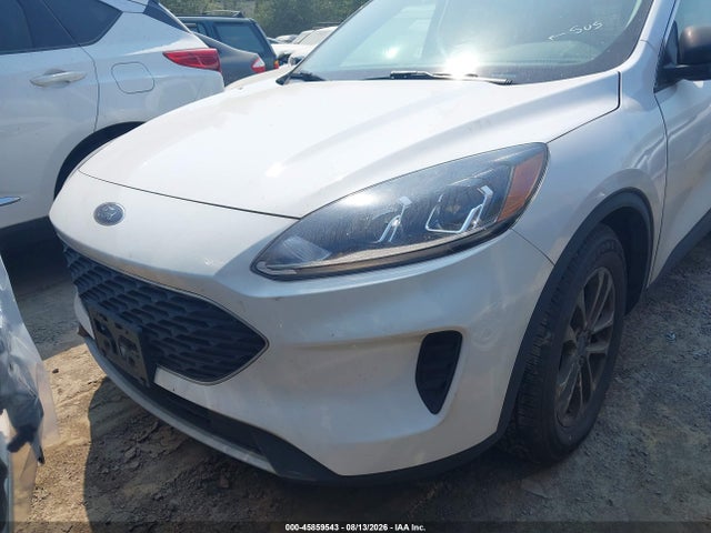 Ford ESCAPE SE 2022 1FMCU0G62NUB12371 Image 10