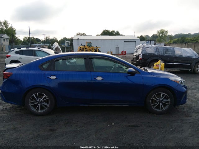 45859574 :رقم المزاد ، 3KPF24AD8NE471504 vin ، 2022 Kia Forte Fe/lxs مزاد بيع