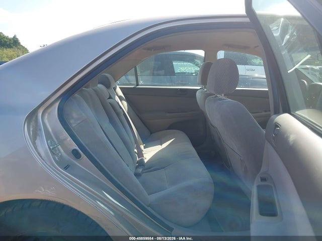 45859584 :رقم المزاد ، 4T1BE32K94U925221 vin ، 2004 Toyota Camry Le مزاد بيع