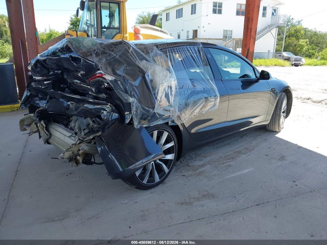 5YJ3E1EAXSF037857 Tesla Model 3 Long Range Rear-wheel Drive/standard Rear-wheel Drive