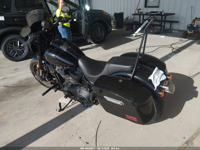 Harley-Davidson FXLRS 2023 1HD1YWZ13PB057673 Image 3