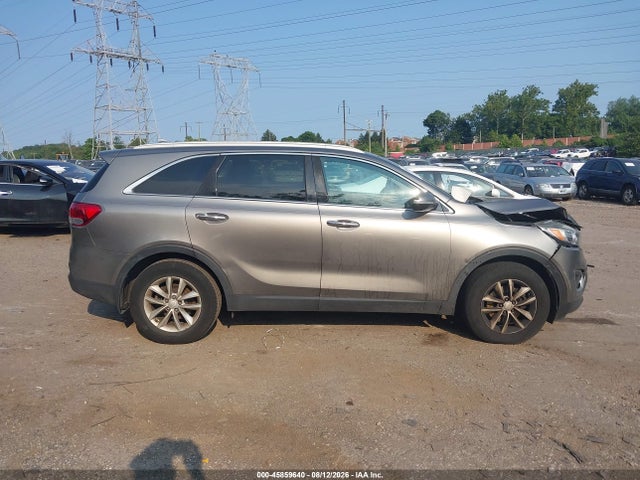 Aukcja sprzedaży 2017 Kia Sorento 2.4l Lx, vin: 5XYPG4A38HG250375, numer aukcji: 45859640