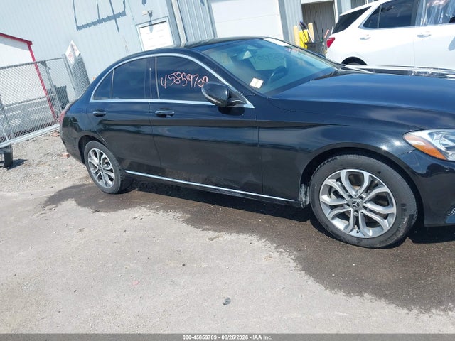 45859709 :رقم المزاد ، 55SWF4KB5HU226979 vin ، 2017 Mercedes-benz C 300 4matic مزاد بيع