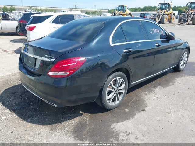 45859709 :رقم المزاد ، 55SWF4KB5HU226979 vin ، 2017 Mercedes-benz C 300 4matic مزاد بيع