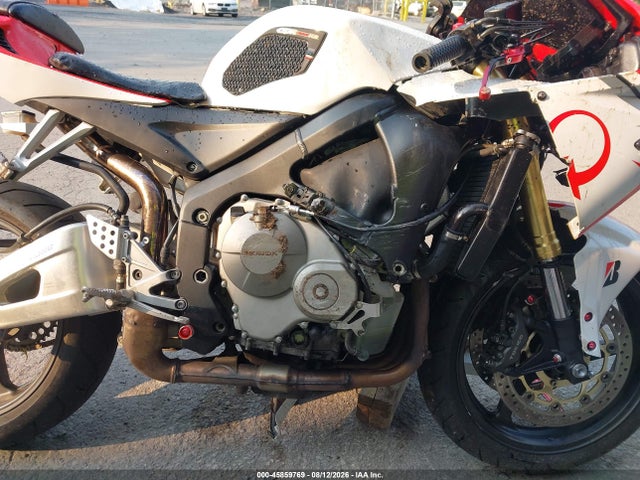45859769 :رقم المزاد ، JH2PC37086M301573 vin ، 2006 Honda Cbr600 Rr مزاد بيع