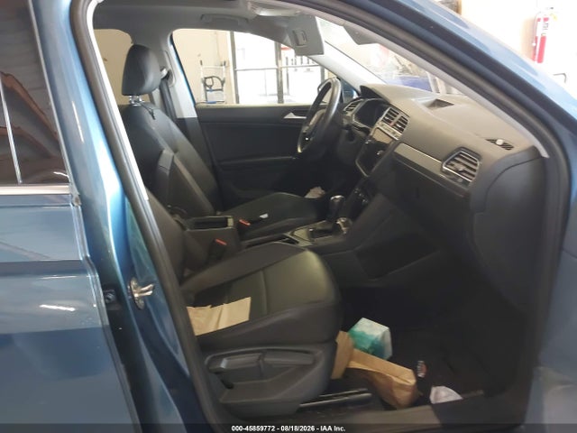 2020 Volkswagen Tiguan 2.0t Se/2.0t Se R-line Black/2.0t Sel მანქანა იყიდება აუქციონზე, vin: 3VV3B7AXXLM103196, აუქციონის ნომერი: 45859772