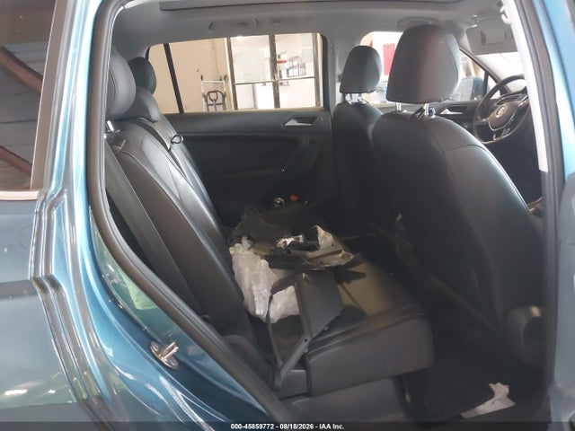 2020 Volkswagen Tiguan 2.0t Se/2.0t Se R-line Black/2.0t Sel მანქანა იყიდება აუქციონზე, vin: 3VV3B7AXXLM103196, აუქციონის ნომერი: 45859772