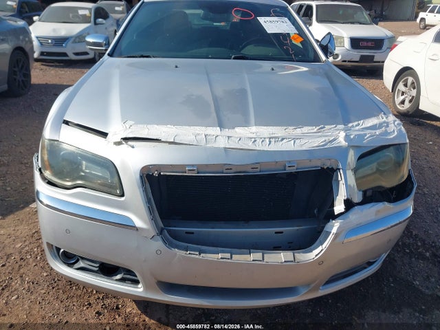 2011 Chrysler 300c მანქანა იყიდება აუქციონზე, vin: 2C3CA6CT5BH614421, აუქციონის ნომერი: 45859782
