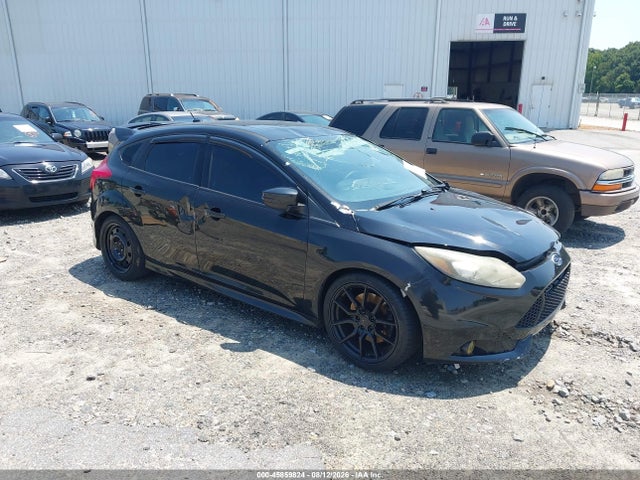 2014 Ford Focus St მანქანა იყიდება აუქციონზე, vin: 1FADP3L95EL367304, აუქციონის ნომერი: 45859824