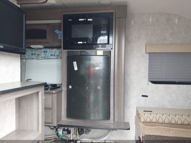 Winnebago Other 2016 54CA11H22G1W14484 Image 6