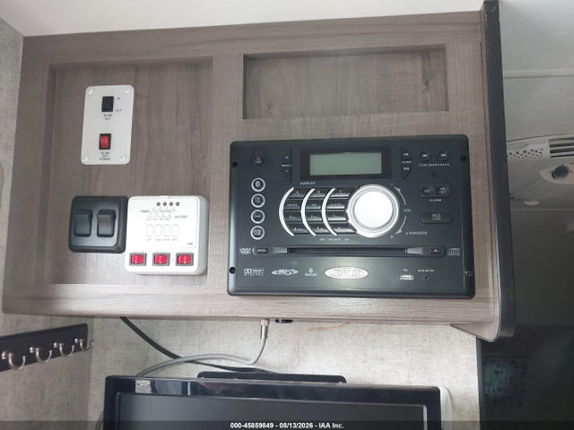 Winnebago Other 2016 54CA11H22G1W14484 Image 7