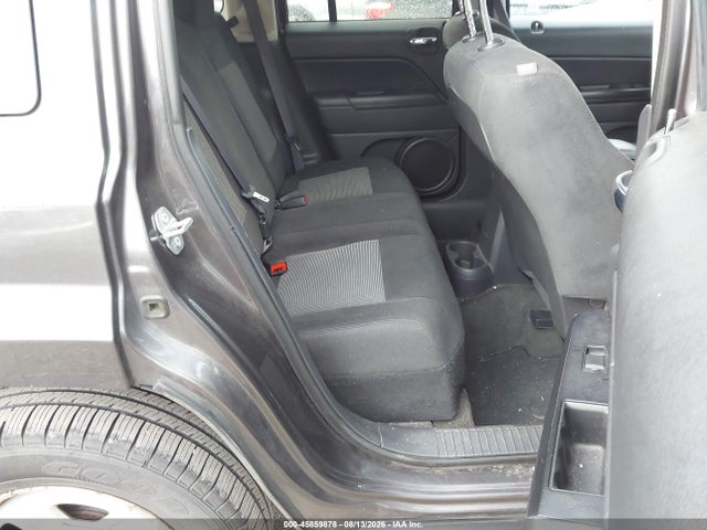 1C4NJPBA3GD719859 Jeep Patriot Sport