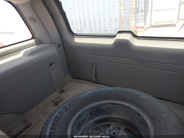 Продажа на аукционе авто 2003 Chevrolet Tahoe Ls, vin: 1GNEC13VX3R120163, номер лота: 45859895