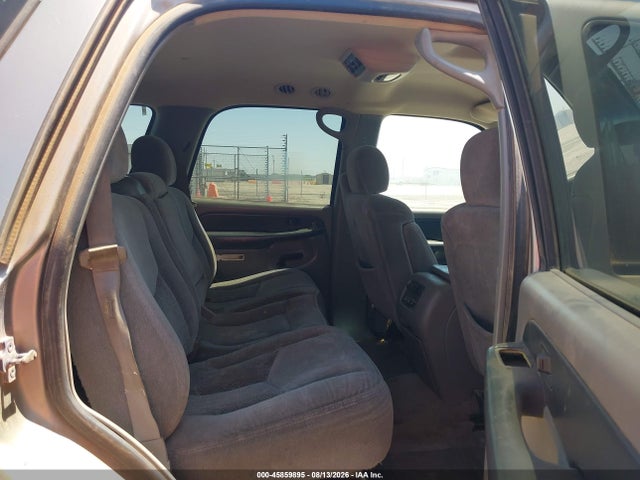 Продажа на аукционе авто 2003 Chevrolet Tahoe Ls, vin: 1GNEC13VX3R120163, номер лота: 45859895