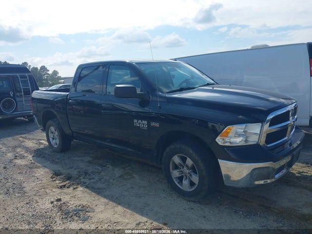 3C6RR7KT4NG225304 RAM 1500 Classic Tradesman 4x4 5&#039;7 Box