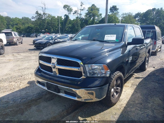 3C6RR7KT4NG225304 RAM 1500 Classic Tradesman 4x4 5&#039;7 Box