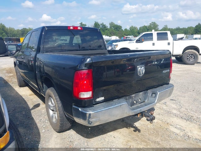 3C6RR7KT4NG225304 RAM 1500 Classic Tradesman 4x4 5&#039;7 Box