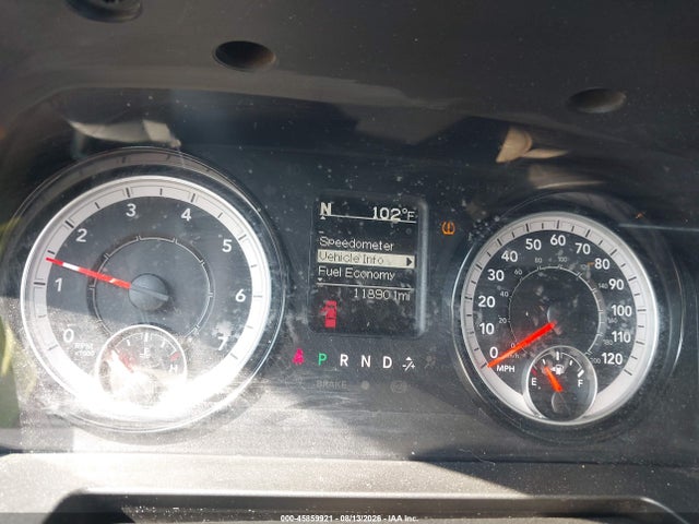 3C6RR7KT4NG225304 RAM 1500 Classic Tradesman 4x4 5&#039;7 Box