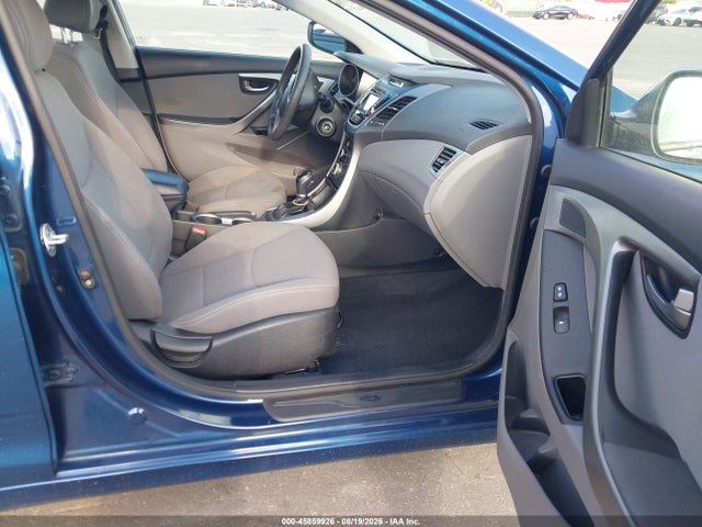 Продажа на аукционе авто 2016 Hyundai Elantra Se, vin: KMHDH4AE4GU544477, номер лота: 45859926
