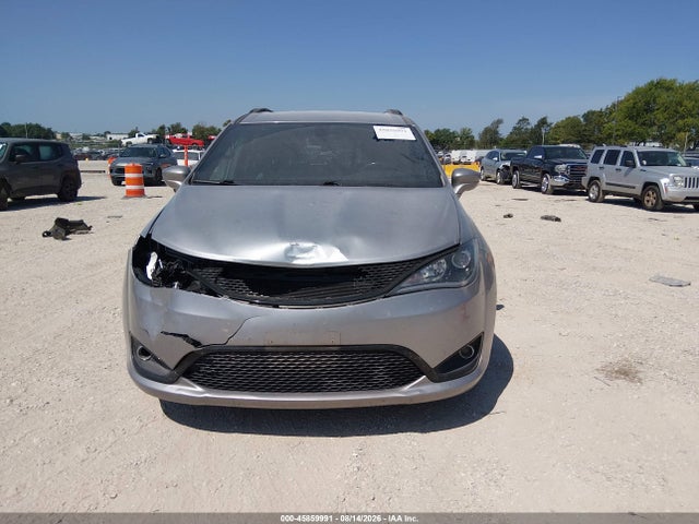 Продаж на аукціоні авто 2018 Chrysler Pacifica Touring L, vin: 2C4RC1BG8JR178311, номер лоту: 45859991
