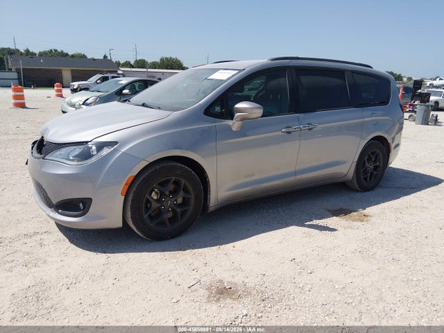 Продаж на аукціоні авто 2018 Chrysler Pacifica Touring L, vin: 2C4RC1BG8JR178311, номер лоту: 45859991