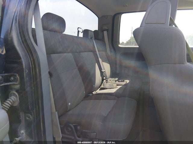 2004 Ford F-150 Stx/xl/xlt მანქანა იყიდება აუქციონზე, vin: 1FTRX12W64KC79975, აუქციონის ნომერი: 45860007