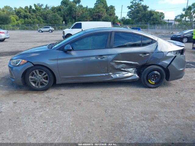 Продаж на аукціоні авто 2018 Hyundai Elantra Value Edition, vin: 5NPD84LF8JH275136, номер лоту: 45860074
