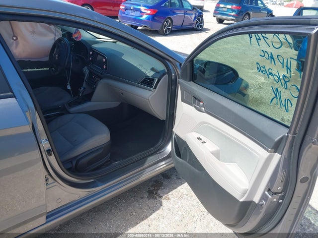 Продаж на аукціоні авто 2018 Hyundai Elantra Value Edition, vin: 5NPD84LF8JH275136, номер лоту: 45860074