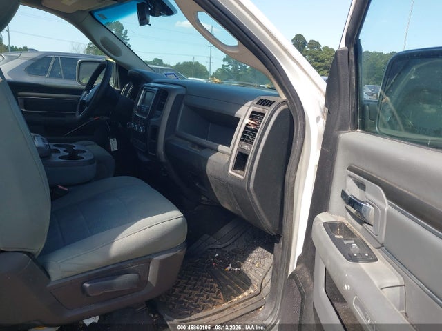 Продажа на аукционе авто 2016 Ram 1500, vin: 3C6JR6DG4GG282287, номер лота: 45860105
