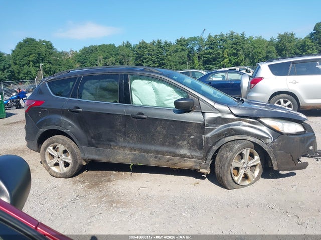 45860117 :رقم المزاد ، 1FMCU9G95GUA79643 vin ، 2016 Ford Escape Se مزاد بيع