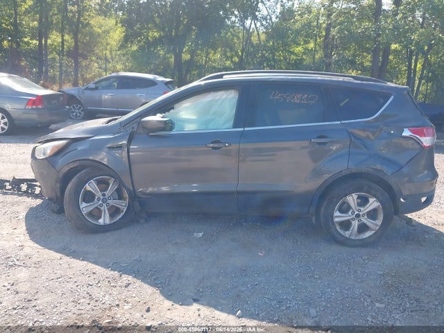 45860117 :رقم المزاد ، 1FMCU9G95GUA79643 vin ، 2016 Ford Escape Se مزاد بيع