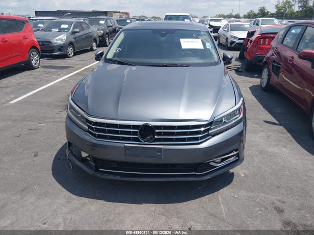 Aukcja sprzedaży 2017 Volkswagen Passat 1.8t Sel Premium, vin: 1VWCT7A34HC037775, numer aukcji: 45860121