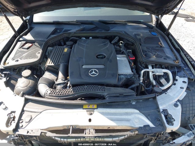 2015 Mercedes-benz C 300 Luxury 4matic მანქანა იყიდება აუქციონზე, vin: 55SWF4KB0FU011684, აუქციონის ნომერი: 45860128