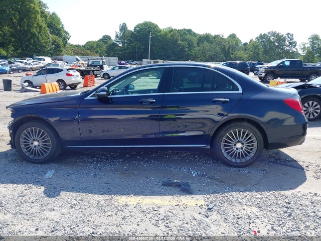 2015 Mercedes-benz C 300 Luxury 4matic მანქანა იყიდება აუქციონზე, vin: 55SWF4KB0FU011684, აუქციონის ნომერი: 45860128