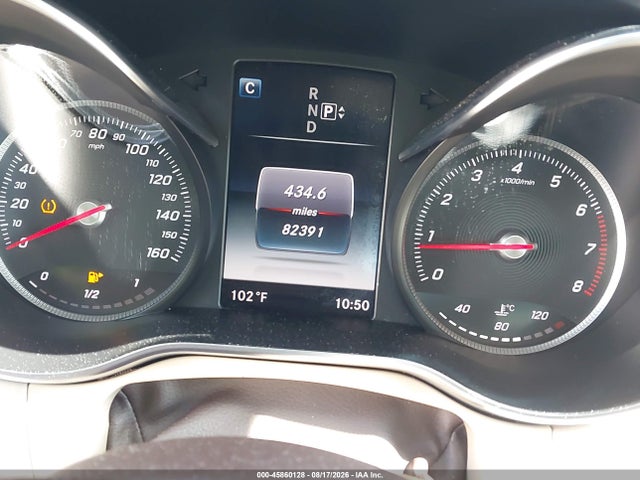 2015 Mercedes-benz C 300 Luxury 4matic მანქანა იყიდება აუქციონზე, vin: 55SWF4KB0FU011684, აუქციონის ნომერი: 45860128