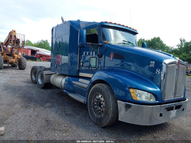 Продажа на аукционе авто 2013 Kenworth Construction T660, vin: 1XKAD48X4DJ348471, номер лота: 45860143