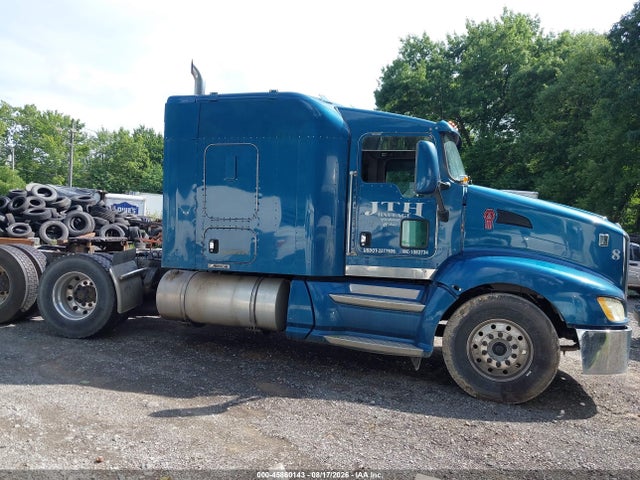 45860143 :رقم المزاد ، 1XKAD48X4DJ348471 vin ، 2013 Kenworth Construction T660 مزاد بيع