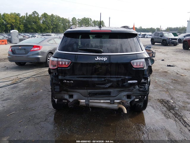 Jeep Compass Latitude 4x4 2018 3C4NJDBB6JT315933 Image 17