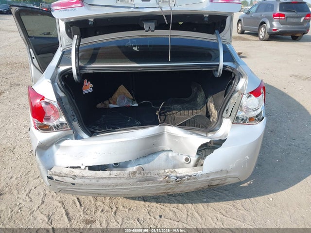 Продаж на аукціоні авто 2015 Chevrolet Cruze 1lt Auto, vin: 1G1PC5SB0F7216988, номер лоту: 45860166