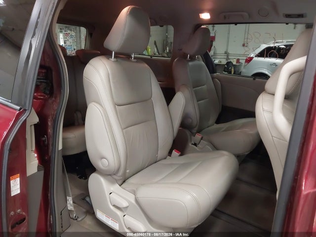 Aukcja sprzedaży 2018 Toyota Sienna Xle 7 Passenger, vin: 5TDDZ3DC1JS209503, numer aukcji: 45860178