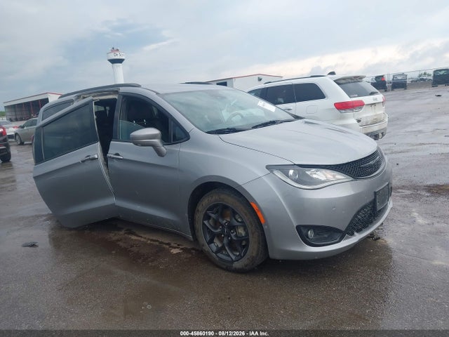 Продажа на аукционе авто 2019 Chrysler Pacifica Touring L Plus, vin: 2C4RC1EG7KR666517, номер лота: 45860190