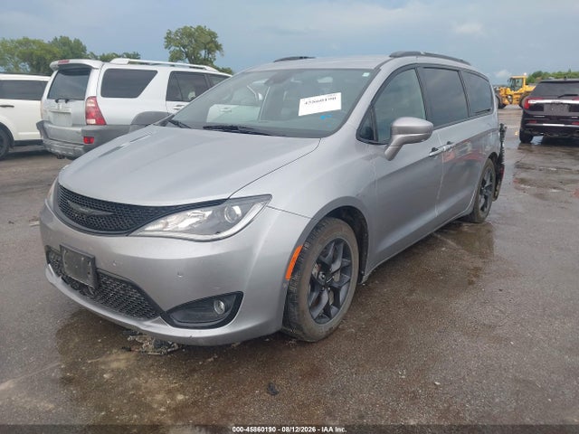 Продажа на аукционе авто 2019 Chrysler Pacifica Touring L Plus, vin: 2C4RC1EG7KR666517, номер лота: 45860190