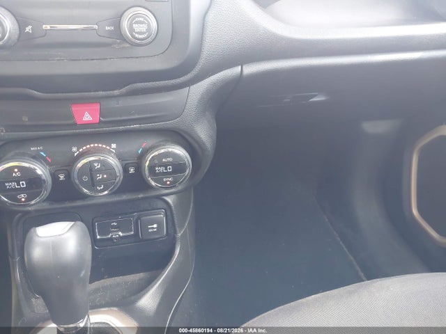 Auction sale of the 2016 Jeep Renegade Latitude, vin: ZACCJBBT4GPD70336, lot number: 45860194