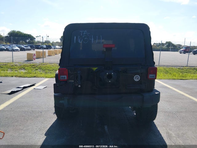 45860313 :رقم المزاد ، 1J4BB3H16AL163411 vin ، 2010 Jeep Wrangler Unlimited Sport مزاد بيع
