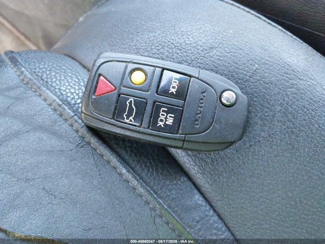 2004 Volvo Xc90 2.5t Awd მანქანა იყიდება აუქციონზე, vin: YV1CZ59H641063901, აუქციონის ნომერი: 45860347